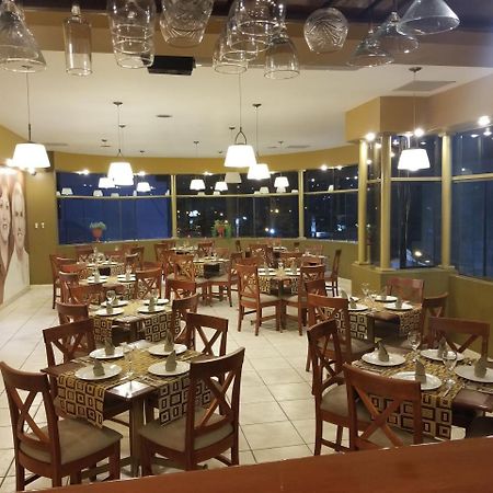 Hotel El Brujo La Merced Трухильо Екстериор снимка