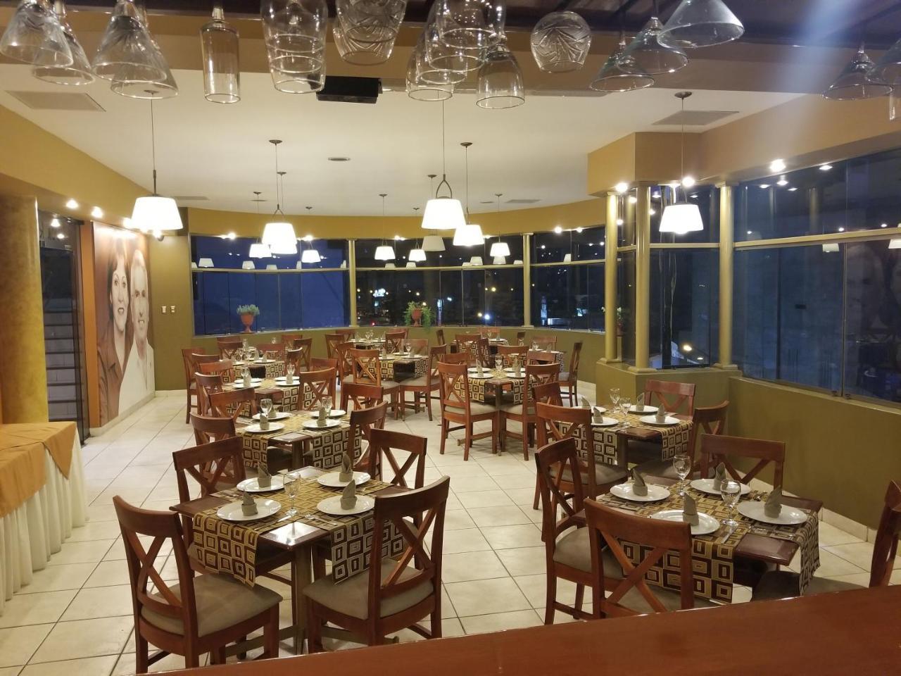 Hotel El Brujo La Merced Трухильо Екстериор снимка